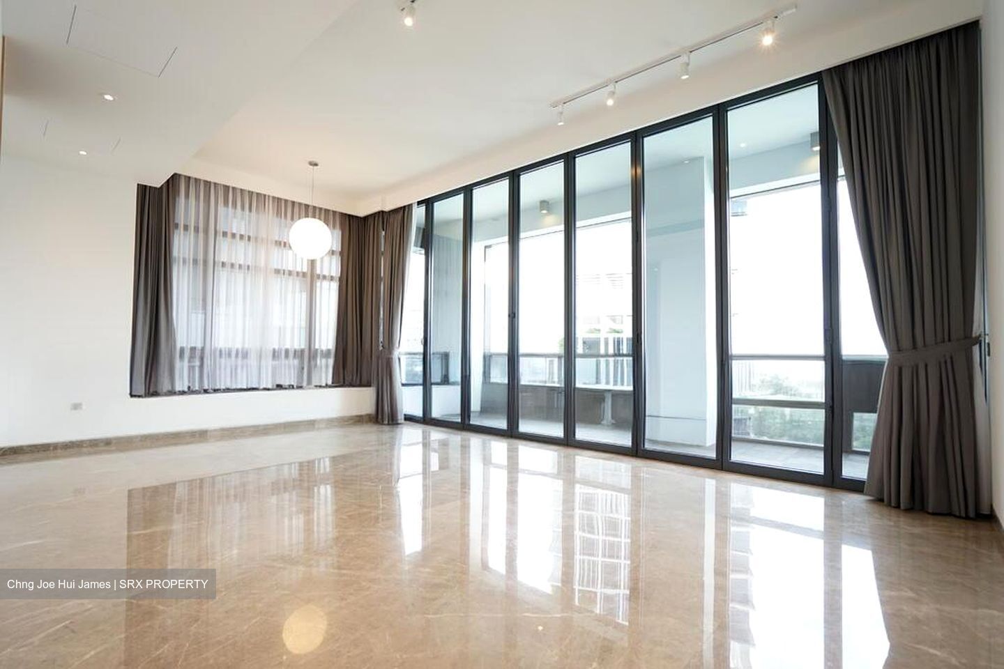 Nouvel 18 (D10), Condominium #548798161